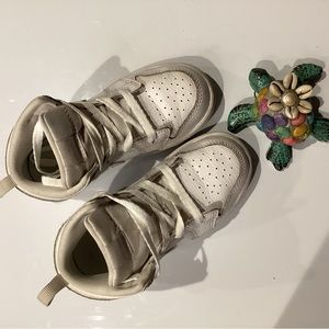 Air Jordan Size 10C Kids Sneakers All White